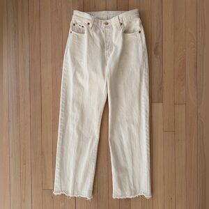 Levi’s 501 Straight Leg Jeans size 25